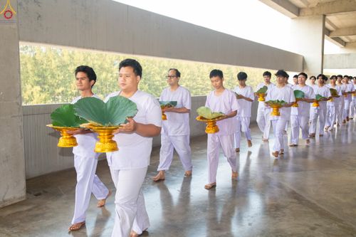 ภาพ No.319275:วันเสาร์ที่ 4 เมษายน พ.ศ.2569 พิธีปลงผมนาคธรรมทายาท โครงการอุปสมบทหมู่ธรรมทายาท ระดับอุดมศึกษา รุ่นที่ 53 ภาคฤดูร้อน ณ มหารัตนวิหารคด 13 วัดพระธรรมกาย