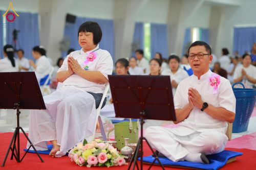 ภาพ No.321814:วันที่ 12 เมษายน พ.ศ.2569 ตักบาตรสงกรานต์ฉลองสามเณรใหม่  ณ ศูนย์ปฏิบัติธรรมระยอง(บ้านช่องลม)