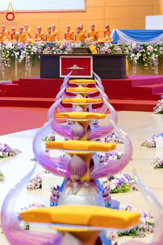 ภาพ No.134482:พิธีทอดผ้าป่าสมทบ มหาสังฆทาน 10,000 วัด ทั่วไทย วันอาทิตย์ต้นเดือนที่ 7 เมษายน พ.ศ.2567 ณ ห้องแก้วสารพัดนึก 1 สภาธรรมกายสากล  วัดพระธรรมกาย จ.ปทุมธานี