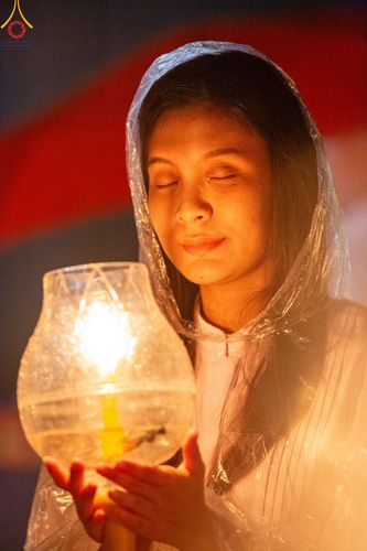 ภาพ No.118363:พิธีจุดประทีปถวายเป็นพุทธบูชา และบูชาธรรมมหาปูชนียาจารย์ พระมงคลเทพมุนี(สด จนฺทสโร) วันที่ 24 มกราคม พ.ศ. 2567 ณ อนุสรณ์สถานบางปลา อ.บางเลน จ.นครปฐม