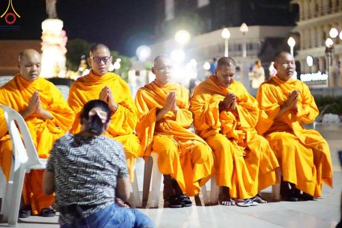 ภาพ No.125986:V.29 ทุ่มเท เพื่อโคราช การเตรียมงานของหน่วยงานต่างฯ เพื่อพิธีทำบุญเมืองนครราชสีมา ฉลอง 556 ปี ตักบาตรพระ 10,000 รูป ในวันเสาร์ที่ 2 มีนาคม พ.ศ.2567 ณ อนุสาวรีย์ท้าวสุรนารี จ.นครราชสีมา จัดโดย คณะสงฆ์จังหวัดนครราชสีมา ร่วมกับสำนักงานจังหวัดนครราชสีมา