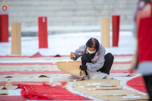 ภาพ No.198901:V.50 สารพัดV สารพัดดี ที่ธรรมยาตรา ในโครงการธรรมยาตรา กตัญญูบูชา มหาปูชนียาจารย์ พระมงคลเทพมุนี(สด จนฺทสโร) พระผู้ปราบมาร อนุสรณ์สถาน 7 แห่ง ปีที่ 13 ระหว่างวันที่ 2-31 มกราคม พ.ศ. 2568