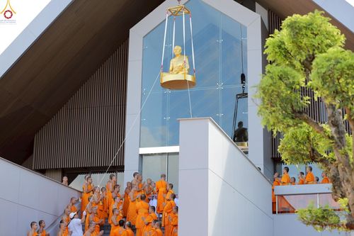 ภาพ No.248898:วันที่ 20 กันยายน พ.ศ. 2568 พิธีอัญเชิญรูปหล่อหลวงปู่วัดปากน้ำ ภาษีเจริญ จากวัดมงคลนิมิตร พระอารามหลวง เพื่อประดิษฐาน ณ วิหารพระมงคลเทพมุนี (สด จนฺทสโร)  ศูนย์ปฏิบัติธรรมภูเก็ต จ.ภูเก็ต