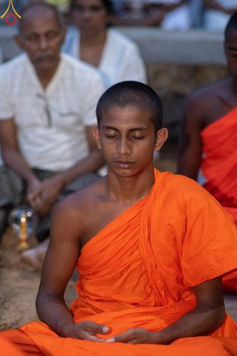 ภาพ No.141226:PhotoStory มหาศรัทธา ธรรมยาตราศรีลังกา EP.6 พิธีจุดวิสาขประทีป 6 วัด ถวายเป็น พุทธบูชา  โครงการสยาม-ลังกา ธรรมยาตรา  ฉลองเทศกาลวิสาขบูชาแห่งชาติ ศรีลังกา  บูชาธรรม 80 ปี หลวงพ่อธัมมชโย วันที่ 16 พฤษภาคม พ.ศ. 2567