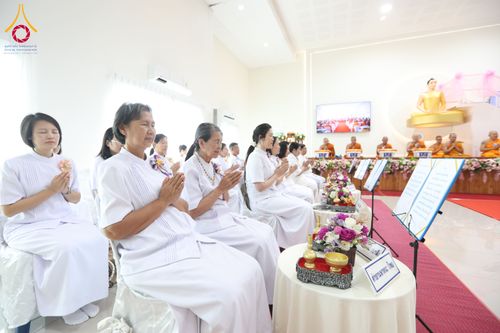 ภาพ No.290295:วันอังคารที่ 6 มกราคม พ.ศ. 2569 พิธีเจริญพุทธมนต์ ปฏิบัติธรรม มอบทุนการศึกษา ถวายสังฆทาน 142 วัด ณ ศูนย์ปฏิบัติธรรมพระมงคลเทพมุนี อ.สองพี่น้อง จ.สุพรรณบุรี