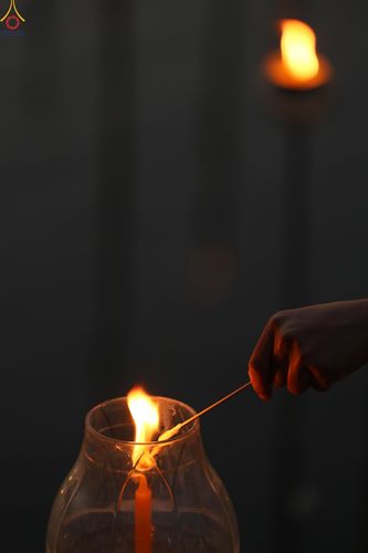 ภาพ No.301331:วันที่ 22 มกราคม พ.ศ. 2569 พิธีลอยประทีปธรรมถวายเป็นพุทธบูชา และบูชาธรรมมหาปูชนียาจารย์  ณ อนุสรณ์สถานลำดับที่ 5 สถานที่เผยแผ่วิชชาธรรมกายครั้งแรก อนุสรณ์สถานบางปลา วัดบางปลา อำเภอบางเลน จังหวัดนครปฐม ในโครงการธรรมยาตรา กตัญญูบูชา มหาปูชนียาจารย์ พระมงคล