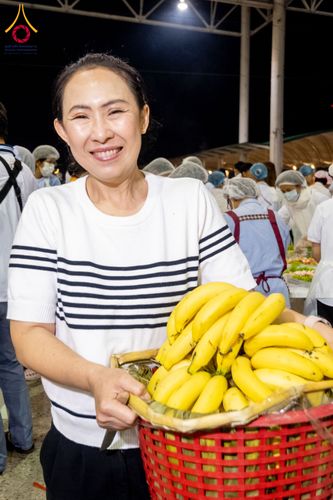 ภาพ No.306130:วันที่ 30 มกราคม พ.ศ. 2569 พิธีถวายภัตตาหารเป็นสังฆทาน แด่พระธรรมยาตรา ณ วัดพระธรรมกาย  จังหวัดปทุมธานี ในโครงการธรรมยาตรา กตัญญูบูชา มหาปูชนียาจารย์ พระมงคลเทพมุนี(สด จนฺทสโร) พระผู้ปราบมาร อนุสรณ์สถาน 7 แห่ง ปีที่ 14