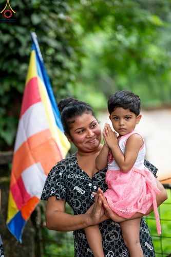 ภาพ No.140644:PhotoStory มหาศรัทธา ธรรมยาตราศรีลังกา EP.4 โครงการสยาม-ลังกา ธรรมยาตรา ฉลองเทศกาลวิสาขบูชาแห่งชาติ ศรีลังกา  บูชาธรรม 80 ปีหลวงพ่อธัมมชโย เส้นทางจาก เมืองดัมบูลลา ไปยัง เมืองมาตะเล  ตั้งแต่วันที่ 17-20 พฤษภาคม พ.ศ. 2567