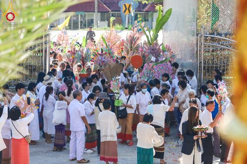 ภาพ No.171526:พิธีทอดกฐิน ณ วัดหนองอาบช้าง อ.จอมทอง จ.เชียงใหม่ ในโครงการกฐินสามัคคีทั่วไทย 30,000 วัด บูชาธรรม 80 ปี หลวงพ่อธัมมชโย โดยคณะศิษยานุศิษย์วัดพระธรรมกาย วันที่ 29 ตุลาคม พ.ศ. 2567