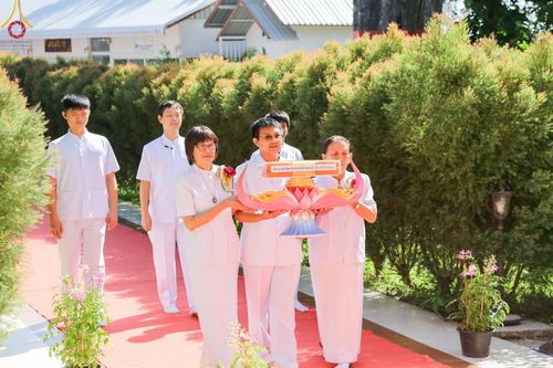 ภาพ No.95406:พิธีทอดกฐินสามัคคีทั่วไทย 5,000 วัด ณ ธรรมอุทยานบ้านแป้ง จ.สิงห์บุรี (ปฐมกฐิน) วันที่ 18 พฤศจิกายน พ.ศ. 2566