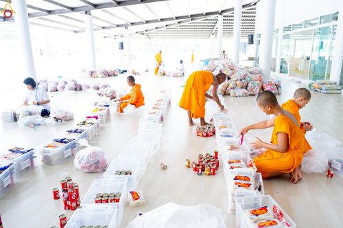 ภาพ No.245130:วันเสาร์ที่ 13 กันยายน พ.ศ. 2568 พิธีถวายสังฆทานแด่คณะสงฆ์ 323 วัด ปีที่ 21 ครั้งที่ 181 พิธีมอบกองทุนหนุนแรงใจช่วยครูใต้ ปีที่ 18 ครั้งทึ่ 144 และพิธีทำบุญอุทิศส่วนกุศลให้ผู้วายชนม์ ณ ศูนย์ปฏิบัติธรรมภาคใต้ จ.สงขลา