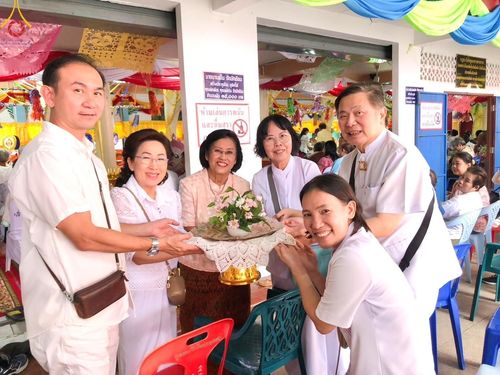 ภาพ No.172416:พิธีทอดกฐิน ณ วัดโพธิ์เรียง แขวงบ้านช่างหล่อ เขตบางกอกน้อย กรุงเทพฯ ในโครงการกฐินสามัคคีทั่วไทย 30,000 วัด บูชาธรรม 80 ปี หลวงพ่อธัมมชโย โดยคณะศิษยานุศิษย์วัดพระธรรมกาย วันที่ 20 ตุลาคม พ.ศ. 2567