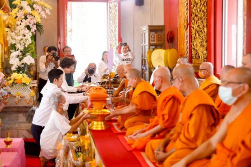 ภาพ No.253473:วันที่ 12 ตุลาคม พ.ศ. 2568 พิธีทอดกฐินสามัคคีทั่วไทย 30,000 วัด โดยคณะศิษยานุศิษย์ บูชาธรรม 81 ปี หลวงพ่อธัมมชโย ณ วัดแก้วแจ่มฟ้า เขตบางรัก กรุงเทพฯ