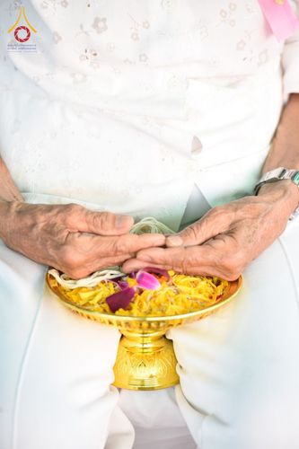 ภาพ No.76463:พิธีกลั่นแผ่นดิน โปรยดอกไม้ ขนทรายเข้าศูนย์ เพื่อสร้างอาคารปฏิบัติธรรม 80 ปี หลวงพ่อธัมมชโย  ณ ศูนย์ปฏิบัติธรรมวิหารแดง ตำบลเจริญธรรม อำเภอวิหารแดง จ.สระบุรี วันอาทิตย์ที่ 19 กุมภาพันธ์ พ.ศ. 2566