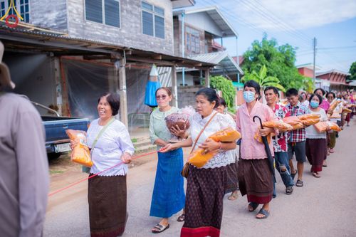 ภาพ No.183596:พิธีทอดกฐิน ณ วัดหรดีบ้านเพชร จ.ชัยภูมิ ในโครงการทอดกฐินสามัคคีทั่วไทย 30,000 วัด บูชาธรรม 80 ปี หลวงพ่อธัมมชโย โดยคณะศิษยานุศิษย์วัดพระธรรมกาย วันที่ 29 ตุลาคม พ.ศ. 2567