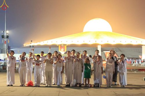 ภาพ No.123309:V.25 ชิตังเม การเตรียมงาน เก็บงาน การรับบุญของเจ้าหน้าที่หน่วยงานต่างๆ เพื่อโครงการธรรมยาตรา กตัญญูบูชา มหาปูชนียาจารย์ พระมงคลเทพมุนี (สด จนฺทสโร) พระผู้ปราบมาร อนุสรณ์สถาน 7 แห่ง ปีที่ 12 ระหว่างวันที่ 2 - 31 มกราคม พ.ศ.2567