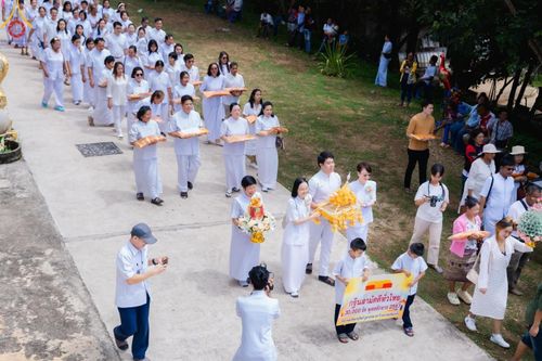 ภาพ No.166714:พิธีทอดกฐิน ณ วัดเขาดินมังกรทอง อ.บ่อทอง จ.ชลบุรี  ในโครงการกฐินสามัคคีทั่วไทย 30,000 วัด บูชาธรรม 80 ปี หลวงพ่อธัมมชโย โดยคณะศิษยานุศิษย์วัดพระธรรมกาย วันที่ 23 ตุลาคม พ.ศ. 2567