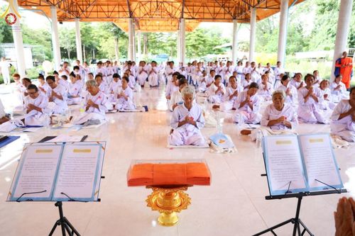 ภาพ No.153849:โครงการอบรมอุบาสก อุบาสิกาแก้ว รุ่นที่ 1 ผู้แทนทอดกฐินสามัคคี 30,000 วัดทั่วไทย ระหว่างวันที่ 6-8 กันยายน พ.ศ. 2567 ณ ศูนย์ปฏิบัติธรรมหนองบัวลำภู