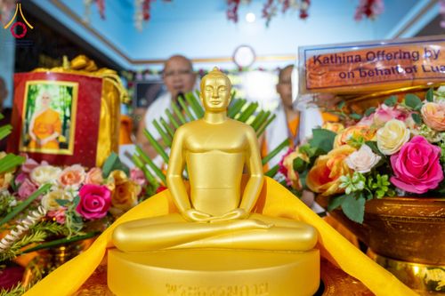 ภาพ No.179649:พิธีทอดกฐินสมทบ ณ วัดพุทธรัตนางกูร พิหาร (Bouddha Ratnangkur Bihar) เมืองกัลกัตตา ประเทศอินเดีย วันที่ 9 พฤศจิกายน พ.ศ. 2567