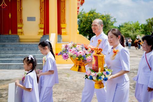 ภาพ No.276811:วันที่ 5 พฤศจิกายน พ.ศ. 2568 พิธีทอดกฐินสามัคคีทั่วไทย ณ วัดเลิศดุสิตาราม อ.ปากท่อ จ.ราชบุรี โดยคณะศิษยานุศิษย์ บูชาธรรม 81 ปี หลวงพ่อธัมมชโย