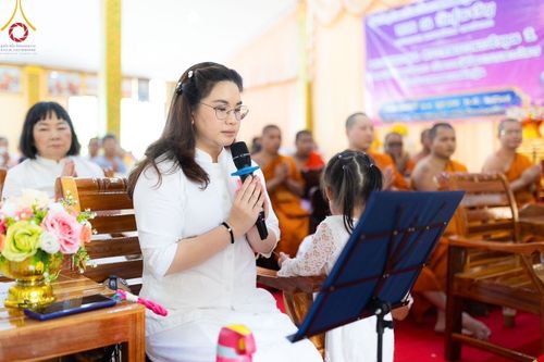 ภาพ No.173608:พิธีทอดกฐิน ณ วัดสุ่งเจริญ จ.ฉะเชิงเทรา ในโครงการกฐินสามัคคีทั่วไทย 30,000 วัด บูชาธรรม 80 ปี หลวงพ่อธัมมชโย โดยคณะศิษยานุศิษย์วัดพระธรรมกาย วันที่ 27 ตุลาคม พ.ศ. 2567