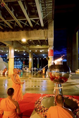 ภาพ No.241143:วันพุธที่ 27 สิงหาคม พ.ศ. 2568 พิธีฉลองชัยสวดมนต์ บทธัมมจักกัปปวัตตนสูตร ครบ 7,650,575,757 จบ ในวันธรรมชัย วัดพระธรรมกาย