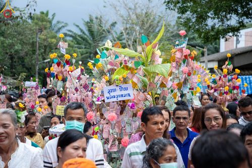 ภาพ No.98278:พิธีทอดกฐินสามัคคีทั่วไทย 5,000 วัด ณ วัดสวนสมบูรณ์  จ.ชุมพร วันเสาร์ที่ 25 พฤศจิกายน พ.ศ. 2566