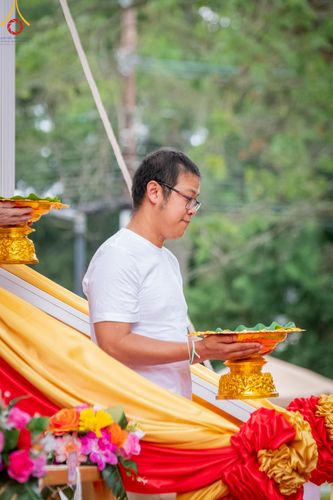 ภาพ No.144538:พิธีตัดปอยผมและปลงผมนาคธรรมทายาท ณ วัดพระธรรมกายนิวเจอร์ซี ประเทศสหรัฐอเมริกา วันที่ 29 มิถุนายน พ.ศ. 2567