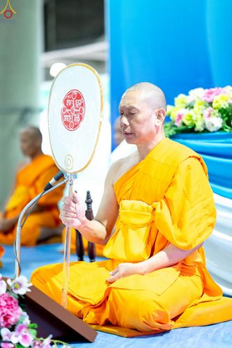 ภาพ No.235279:วันที่ 27 กรกฎาคม พ.ศ. 2568 พิธีตักบาตรฉลองพระใหม่ โครงการบรรพชาและอุปสมบทมู่รุ่นเข้าพรรษา ณ วัดพระธรรมกาย