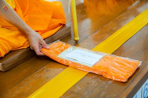 ภาพ No.81056:พิธีบุพเปตพลี ครั้งที่ 135 ร่วมอุทิศบุญแด่หมู่ญาติที่ล่วงลับไปแล้ว และสืบทอดอายุพระพุทธศาสนา วันศุกร์ที่ 19 พฤษภาคม พ.ศ. 2566 (วันพระ แรม 15 ค่ำ เดือน 6) ณ หอฉันคุณยายอาจารย์ วัดพระธรรมกาย