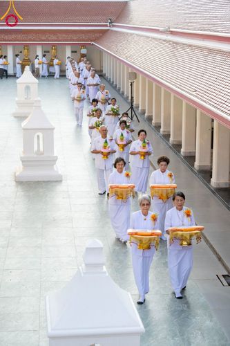 ภาพ No.101186:พิธีบรรพชาธรรมทายาท ในโครงการอุปสมบทบูชาธรรม มหาปูชนียาจารย์ พ.ศ. 2566 ณ วัดสองพี่น้อง สุพรรณบุรี วันที่ 5 ธันวาคม พ.ศ. 2566