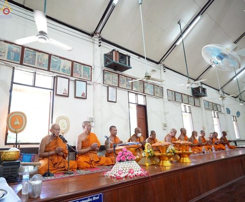 ภาพ No.258668:วันที่ 19 ตุลาคม พ.ศ. 2568 พิธีทอดกฐินสามัคคีทั่วไทย 30,000 วัด โดยคณะศิษยานุศิษย์ บูชาธรรม 81 ปี หลวงพ่อธัมมชโย ณ วัดอินทอารี อ.ลาดบัวหลวง จ.พระนครศรีอยุธยา