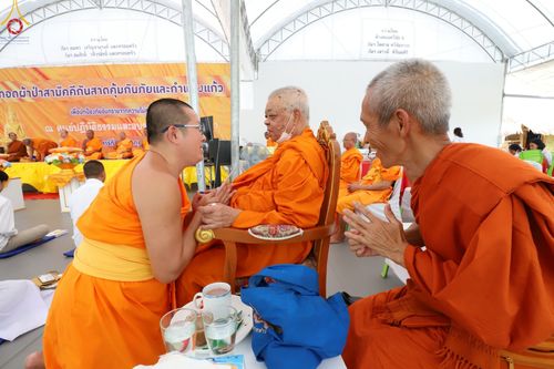 ภาพ No.84841:พิธีทอดผ้าป่าสามัคคีกันสาดคุ้มภัย และกำแพงแก้วเพื่อปกป้องภัยอันตราย จากความไม่สงบในพื้นที่ ณ ศูนย์ปฏิบัติธรรมและอบรมเยาวชนเมืองยะลา  ถนนเวฬุวัน ซอยเศรษฐี วันเสาร์ ที่ ๒๙ กรกฎาคม พ.ศ. ๒๕๖๖