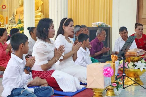 ภาพ No.94477:พิธีทอดกฐินสามัคคีทั่วไทย 5,000 วัด ณ วัดสวยศรีพุทธาราม ต.บ้านนา อ.บ้านนาเดิม สุราษฎร์ธานี วันที่ 12 พฤศจิกายน พ.ศ. 2566