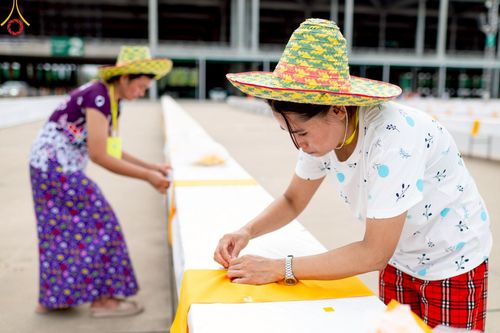 ภาพ No.218342:วันที่ 14-15 เมษายน พ.ศ. 2568 การเตรียมงานเครื่องเสียง , การเตรียมงานติดผ้ารับประเคน , การเตรียมงานเครื่องนอนพระสังฆาธิการ , การเตรียมงานจุดนั่งสาธุชน , การเตรียมงานถุงน้ำถ่วงน้ำหนักโต๊ะ , การเตรียมงานภาชนะฉันภัตตาหาร เพื่องานวันคุ้มครองโลก 22 เมษายน พ.ศ