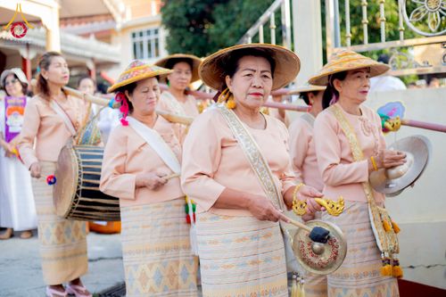 ภาพ No.224348:วันที่ 8 พฤษภาคม พ.ศ. 2568 พิธีถวายมหาสังฆทาน 101 วัด  บูชาธรรมอายุวัฒนมงคล 100 ปี สมเด็จอาชญาธรรมพระเจ้า สมเด็จพระสังฆราชแห่งคณะสงฆ์ไทยเขิน นครเชียงตุง ในนามพระครูบาไชยบูลย์ ธัมมชโย ณ วัดราชฐานหลวงเชียงยืน รัฐฉาน สาธารณรัฐแห่งสหภาพเมียนมา