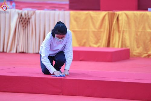 ภาพ No.126731:V.30 เต็มที่ เพื่อโคราช การเตรียมงาน ปฏิบัติงาน และเก็บงาน ของเจ้าหน้าที่หน่วยงานต่างๆ ทุกภาคส่วน เพื่อพิธีทำบุญเมืองนครราชสีมา ฉลอง 556 ปี ตักบาตรพระ 10,000 รูป ในวันเสาร์ที่ 2 มีนาคม พ.ศ.2567 ณ อนุสาวรีย์ท้าวสุรนารี จ.นครราชสีมา จัดโดย คณะสงฆ์จังหวัดนค