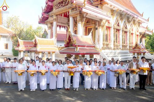 ภาพ No.196788:พิธีทอดผ้าป่าทำนุบำรุงศาสนสถาน ณ วัดโพธิ์เอน ต.บางขุนกอง อ.บางกรวย จ.นนทบุรี ในโครงการธรรมยาตรา กตัญญูบูชา มหาปูชนียาจารย์ พระมงคลเทพมุนี(สด จนฺทสโร) พระผู้ปราบมาร อนุสรณ์สถาน 7 แห่ง ปีที่ 13 วันที่ 17 มกราคม พ.ศ. 2568