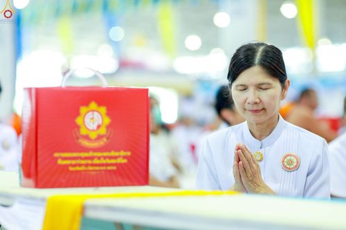 ภาพ No.236307:วันที่ 3 สิงหาคม พ.ศ. 2568 พิธีถวายมหาสังฆทานคณะสงฆ์ 2,000 กว่าวัดทั่วประเทศ ปีที่ 25 , พิธีถวายไทยธรรมคณะสงฆ์ 323 วัด 4 จังหวัดชายแดนภาคใต้ ณ วัดพระธรรมกาย