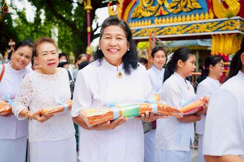 ภาพ No.259434:วันที่ 11 ตุลาคม พ.ศ. 2568 พิธีทอดกฐินสามัคคีทั่วไทย 30,000 วัด โดยคณะศิษยานุศิษย์ บูชาธรรม 81 ปี หลวงพ่อธัมมชโย ณ วัดเวฬุวนาราม(ไผ่เขียว) เขตดอนเมือง กรุงเทพมหานคร