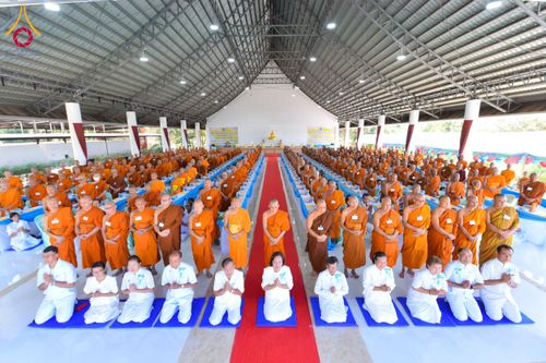 ภาพ No.175536:พิธีถวายมหาสังฆทาน 348 วัด ฉลองครบรอบ 8 ปี ธุดงค์สถานอำนาจเจริญ บูชาธรรม 80 ปี หลวงพ่อธัมมชโย วันที่ 17 พฤศจิกายน พ.ศ. 2567