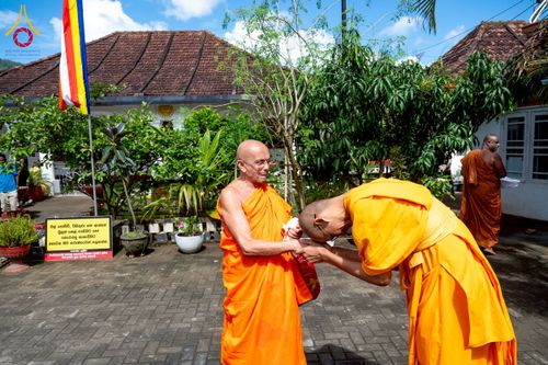 ภาพ No.225537:วันที่ 1 พฤษภาคม พ.ศ. 2568 พิธีเปิดโครงการ สยาม-ลังกา ธรรมยาตรา ฉลองเทศกาลวิสาขบูชาแห่งชาติ ศรีลังกา  และ บูชาธรรม 81 ปี หลวงพ่อธัมมชโย