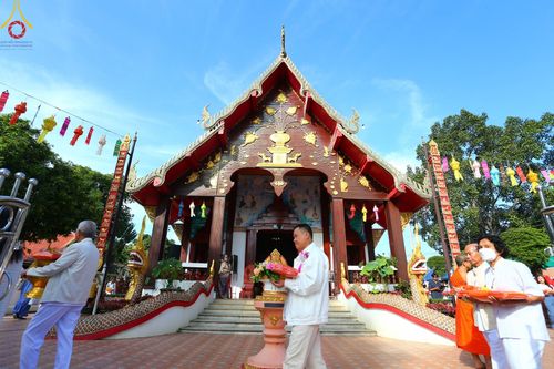 ภาพ No.95855:พิธีทอดกฐินสามัคคีทั่วไทย 5,000 วัด ณ วัดพระธาตุคู่บุญ จ.เชียงราย วันที่ 18 พฤศจิกายน พ.ศ. 2566