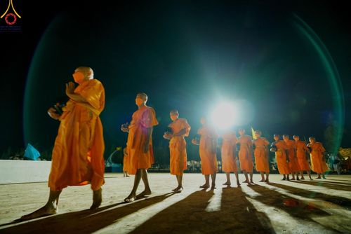 ภาพ No.118426:พิธีตักบาตรพระธรรมยาตรา ปีที่ 12 ณ อนุสรณ์สถานลำดับที่ 5 สถานที่เผยแผ่วิชชาธรรมกายครั้งแรก อนุสรณ์สถานบางปลา จ.นครปฐม วันที่ 25 มกราคม พ.ศ. 2567