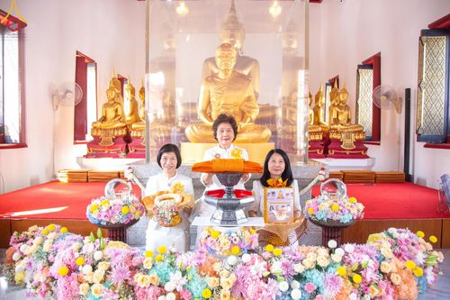 ภาพ No.162689:โครงการกฐินสามัคคีทั่วไทย 30,000 วัด บูชาธรรม 80 ปี หลวงพ่อธัมมชโย โดย คณะศิษยานุศิษย์วัดพระธรรมกาย ณ วัดโบสถ์บน จ.นนทบุรี วันที่ 19 ตุลาคม พ.ศ. 2567