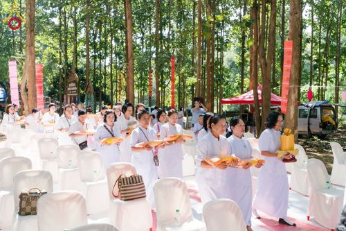 ภาพ No.169509:พิธีทอดกฐิน ณ ศูนย์ปฏิบัติธรรมนานาชาติตะวันพร้าว จ.เชียงใหม่ ในโครงการกฐินสามัคคีทั่วไทย 30,000 วัด บูชาธรรม 80 ปี หลวงพ่อธัมมชโย โดยคณะศิษยานุศิษย์วัดพระธรรมกาย วันที่ 25 ตุลาคม พ.ศ. 2567