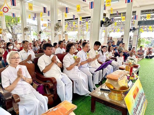 ภาพ No.171406:พิธีทอดกฐิน ณ วัดหัวหิน จ.กาญจนบุรี ในโครงการกฐินสามัคคีทั่วไทย 30,000 วัด บูชาธรรม 80 ปี หลวงพ่อธัมมชโย โดยคณะศิษยานุศิษย์วัดพระธรรมกาย วันที่ 27 ตุลาคม พ.ศ. 2567