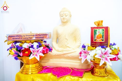 ภาพ No.175821:พิธีทอดผ้าป่าสมทบกฐิน ณ วัดศรีสุมนะ วิเวกรามายา เมืองมาตะเล ศรีลังกา โดยมูลนิธิธรรมกาย ในนามหลวงพ่อธัมมชโย วันที่ 8 พฤศจิกายน พ.ศ. 2567