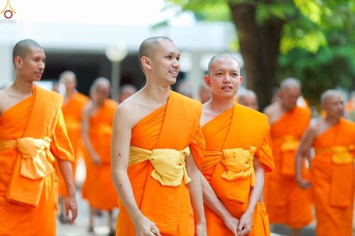 ภาพ No.250596:วันอังคารที่ 7 ตุลาคม พ.ศ. 2568 พิธีมหาปวารณาออกพรรษา ณ โบสถ์พระไตรปิฎก วัดพระธรรมกาย