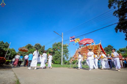 ภาพ No.251921:วันที่ 10 ตุลาคม พ.ศ. 2568 พิธีทอดกฐินสามัคคีทั่วไทย 30,000 วัด โดยคณะศิษยานุศิษย์ บูชาธรรม 81 ปี หลวงพ่อธัมมชโย  ร่วมกับ มหาวิทยาลัยนเรศวร  ณ วัดศรีรัตนาราม(จูงนาง) ต.ท่าทอง อ.เมือง จ.พิษณุโลก